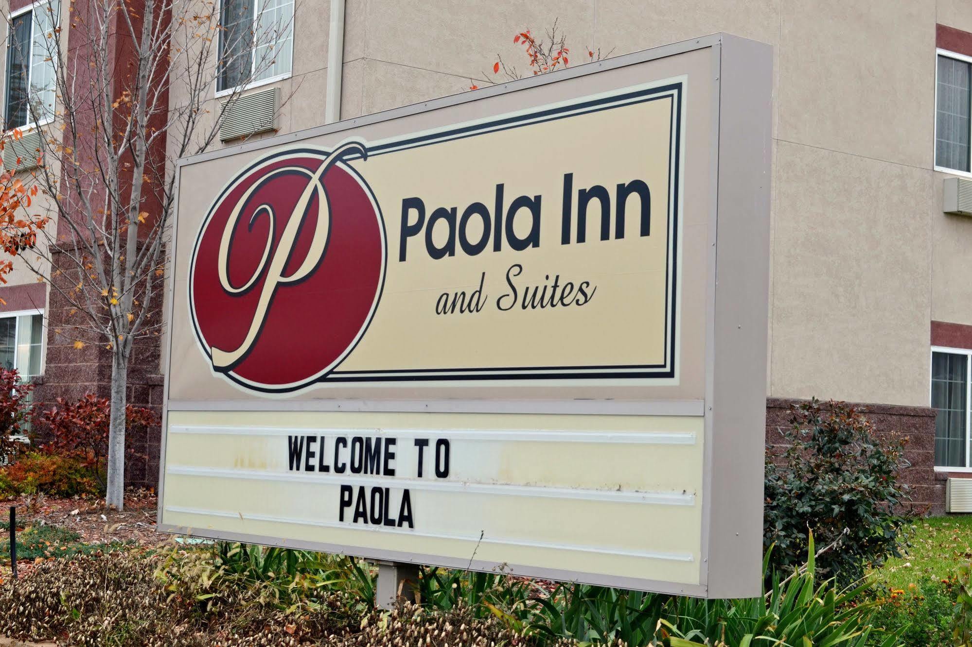 Paola Inn And Suites Εξωτερικό φωτογραφία